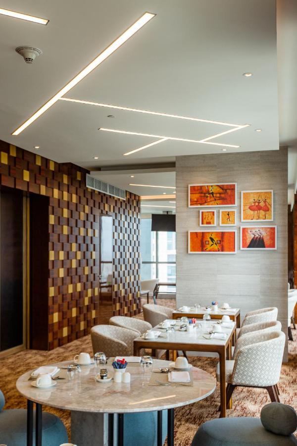 Johari Rotana Hotel Dar es Salaam Buitenkant foto
