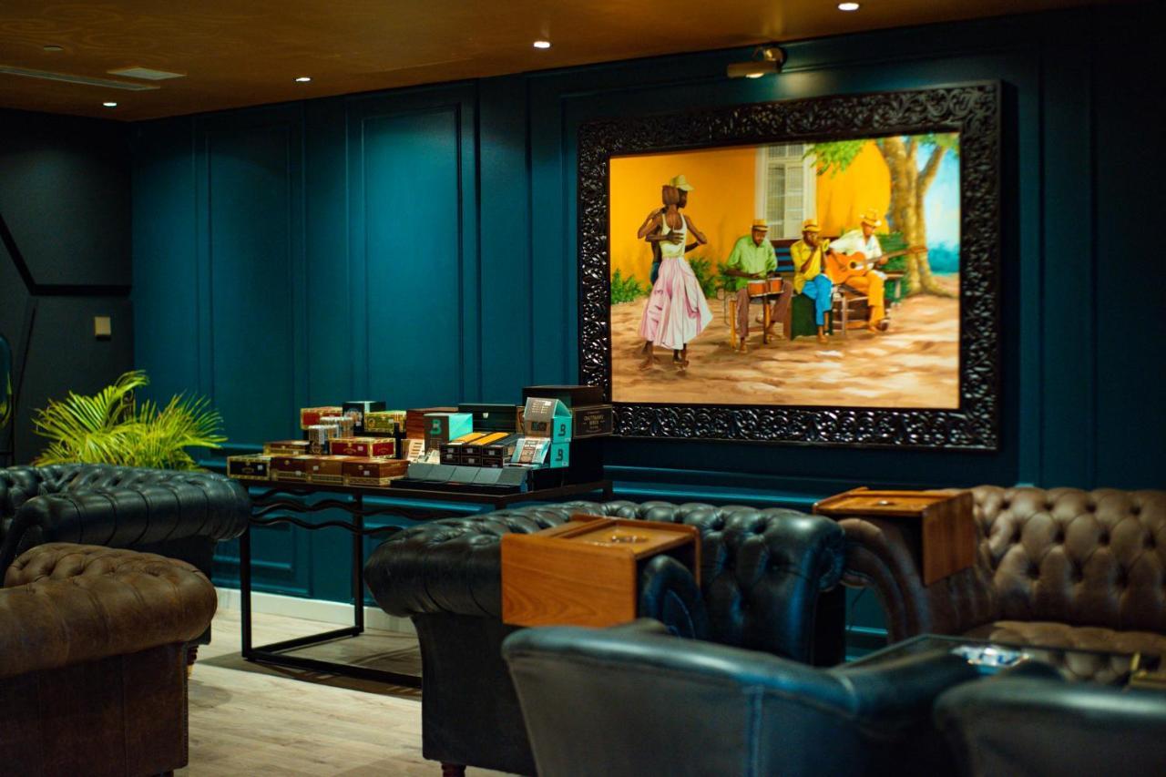 Johari Rotana Hotel Dar es Salaam Buitenkant foto
