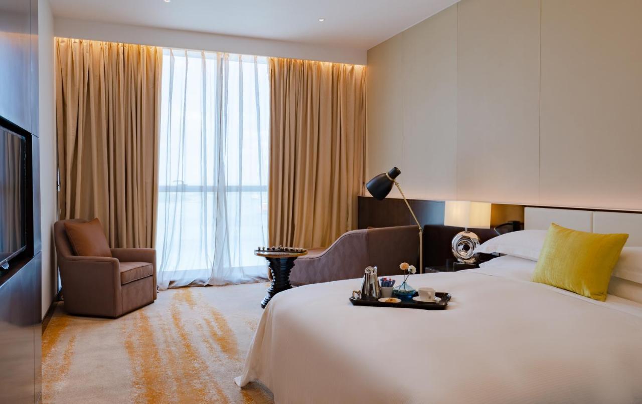 Johari Rotana Hotel Dar es Salaam Buitenkant foto
