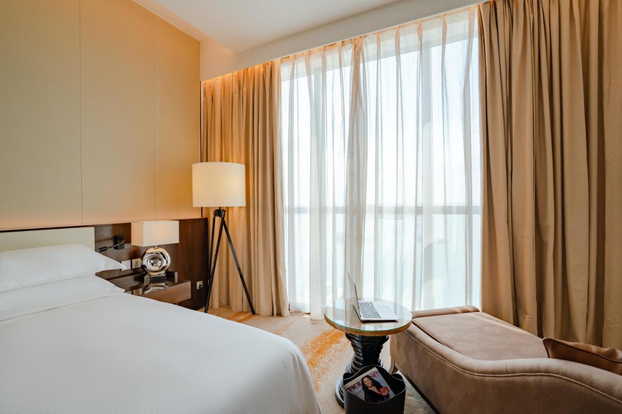 Johari Rotana Hotel Dar es Salaam Buitenkant foto